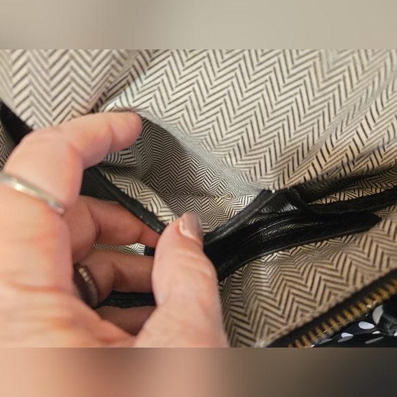 Steve Madden Black & White Reptile Print Satchel with Polka Dot Bow Accent - Picture 8 of 15